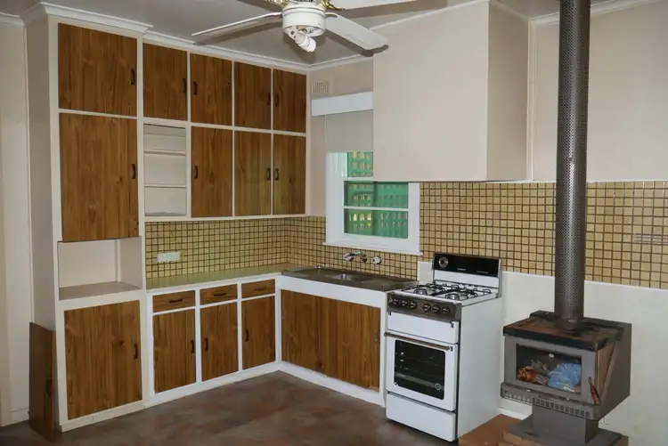 Second view of Homely house listing, 39 Malcolm Crescent, Shepparton VIC 3630