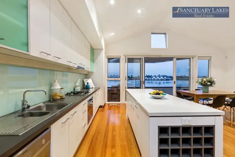 Fifth view of Homely townhouse listing, 7/7 Beachcomber Place, Sanctuary Lakes VIC 3030
