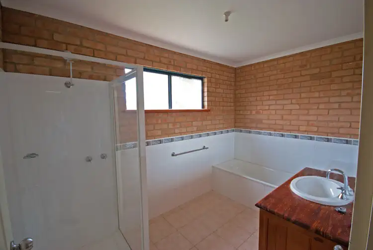Sixth view of Homely house listing, 4 O'Connell Court, Shepparton VIC 3630