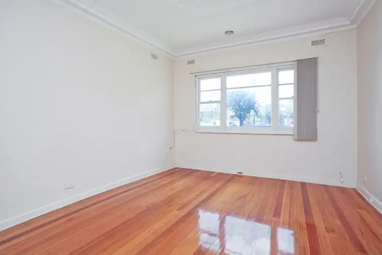 Fifth view of Homely house listing, 17 Simmie Street, Sunshine West VIC 3020
