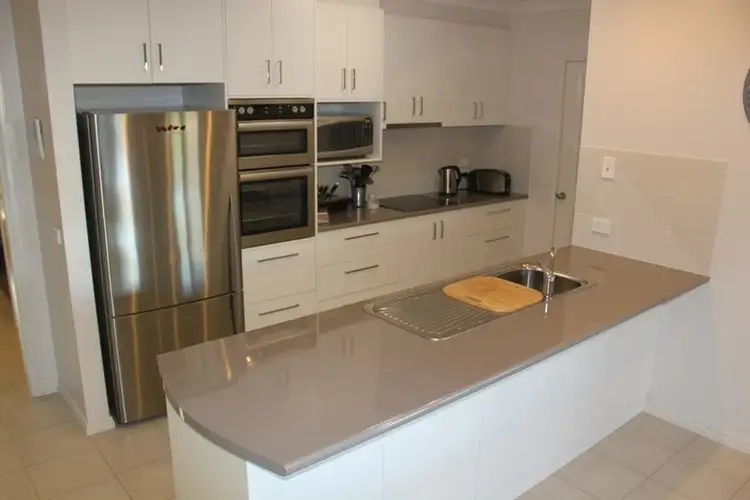 Second view of Homely house listing, 5 Joe Court, Mildura VIC 3500