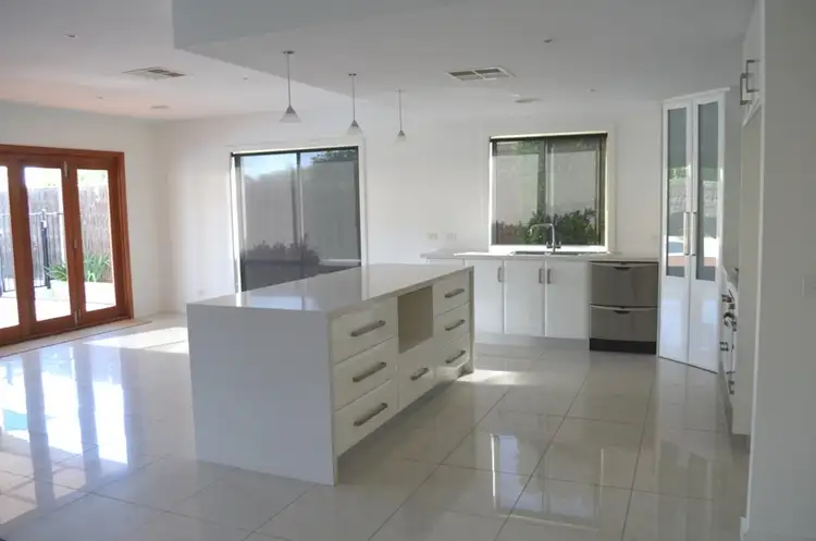 Fourth view of Homely house listing, 8 Thames Street, Shepparton VIC 3630