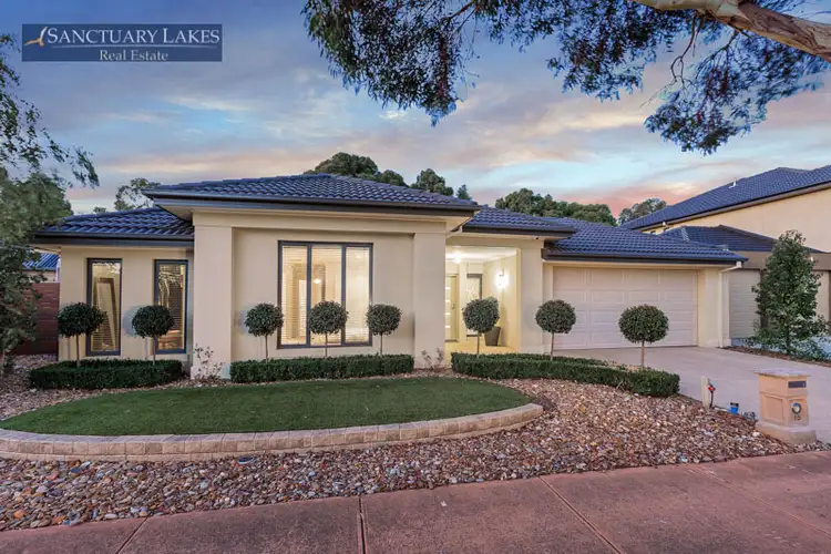 15 Springbank Court, Sanctuary Lakes VIC 3030