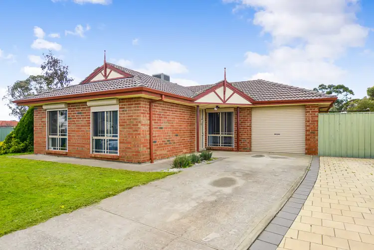24 Duchess Walk, Para Hills SA 5096