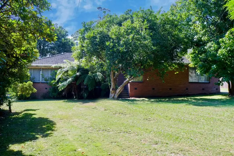 23 Clarke Avenue, Warburton VIC 3799