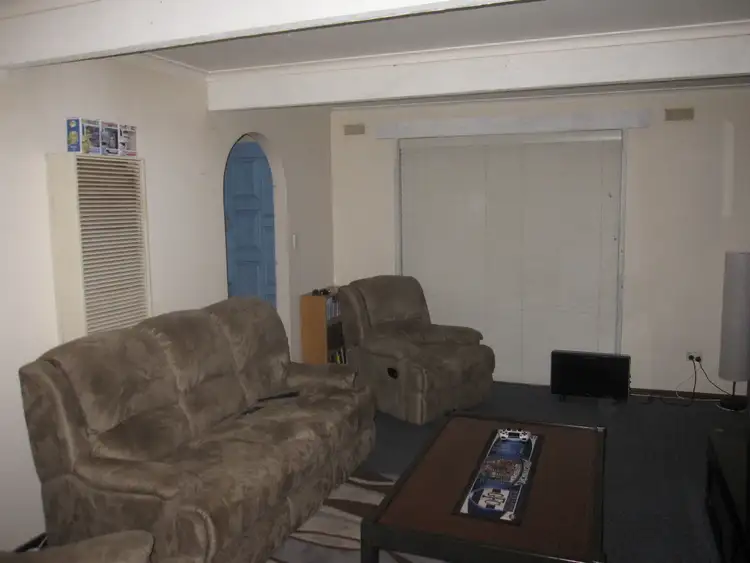Second view of Homely unit listing, 6/19 Ann Street, Morwell VIC 3840