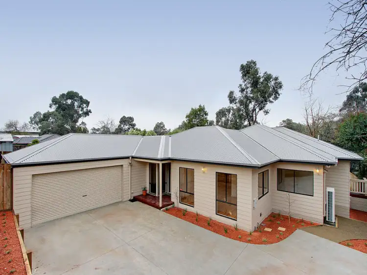 2/115 Mount View Parade, Croydon VIC 3136