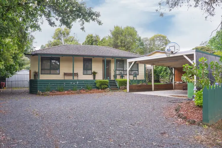 12 Hillview Street, Yarra Junction VIC 3797