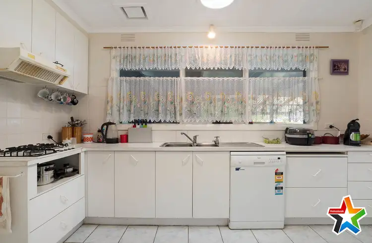 Sixth view of Homely house listing, 10 Tugun Road, Lilydale VIC 3140