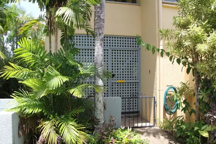 Third view of Homely unit listing, 5/2 SPRINGFIELD Crescent, Manoora QLD 4870