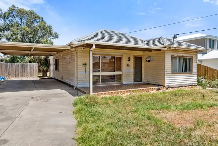 Second view of Homely house listing, 7 Almond Avenue, Brooklyn VIC 3012