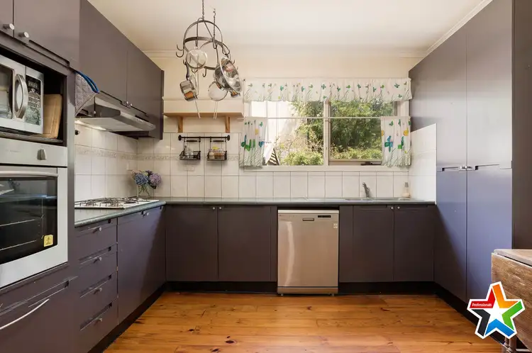 Fifth view of Homely house listing, 8 Hordern Road, Mount Evelyn VIC 3796