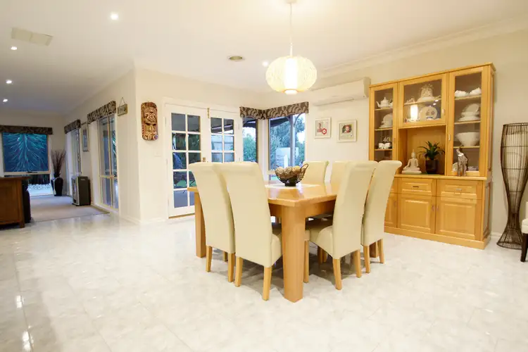 Sixth view of Homely house listing, 10 Silvan Crescent, Kialla VIC 3631