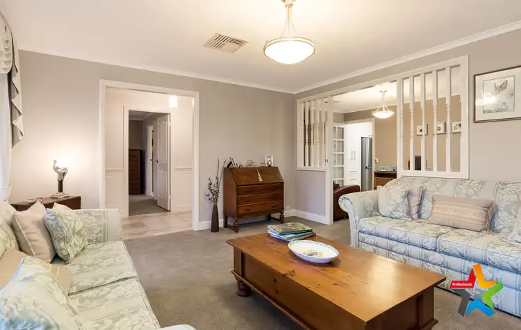 Second view of Homely house listing, 15 Coolaroo Court, Mooroolbark VIC 3138