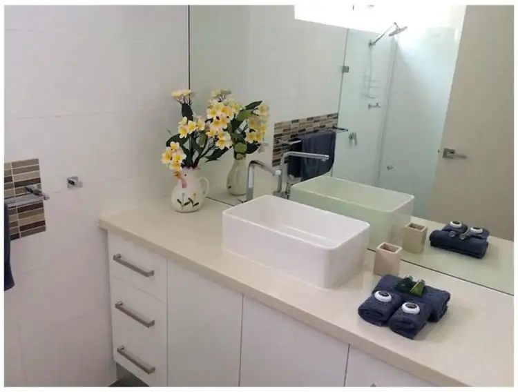Fifth view of Homely apartment listing, 2/186 Brougham Street, Kew VIC 3101