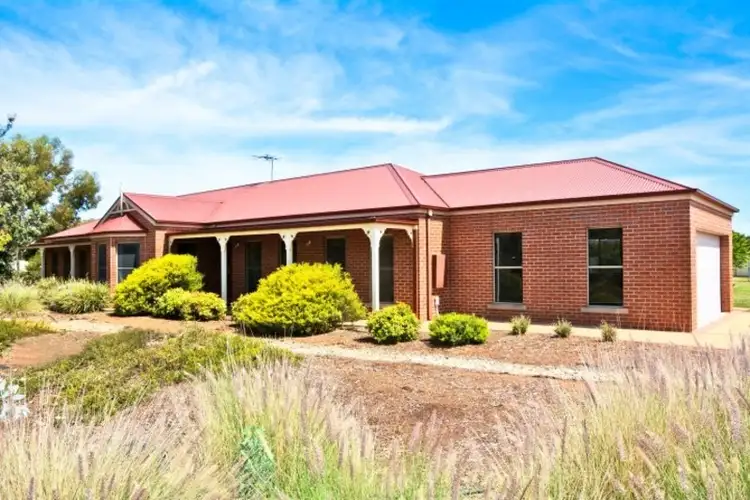 97 Flora Avenue, Mildura VIC 3500