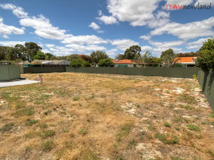 2/9 Cyril Road, High Wycombe WA 6057