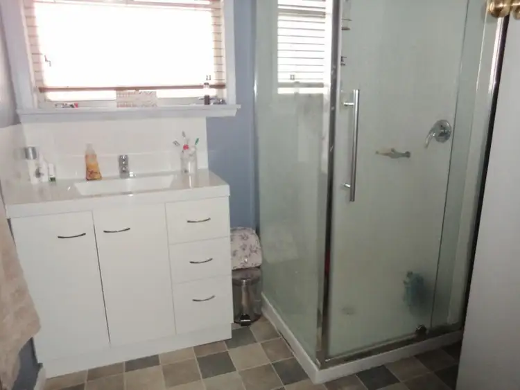 Seventh view of Homely house listing, 15 Pascoe Street, Swan Hill VIC 3585