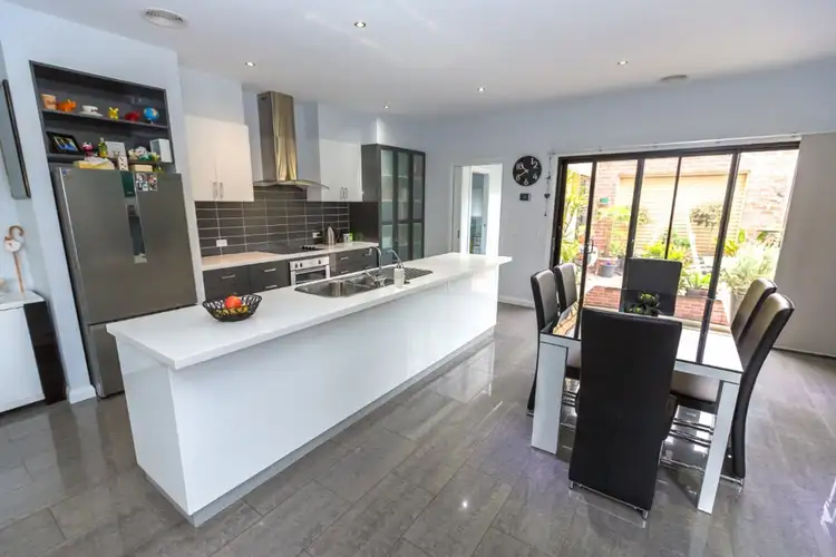 Second view of Homely townhouse listing, 20 Tower Avenue, Swan Hill VIC 3585