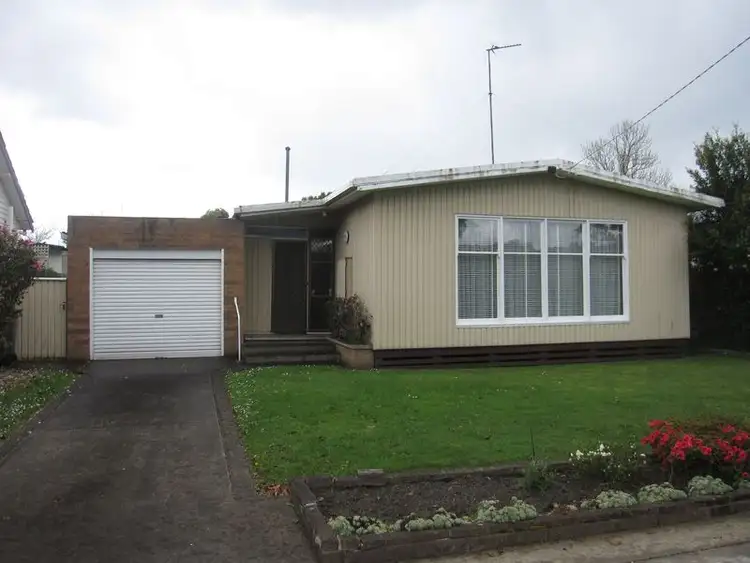 31 Wallace  Street, Morwell VIC 3840