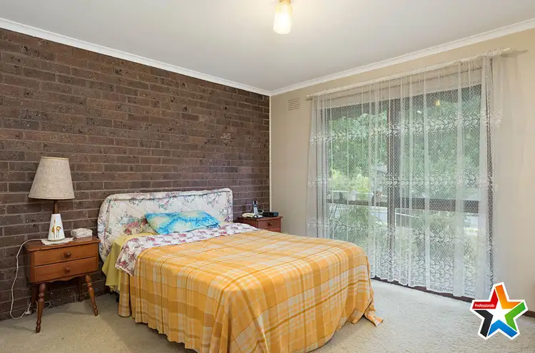Sixth view of Homely house listing, 1 Rosedale Crescent, Ringwood East VIC 3135