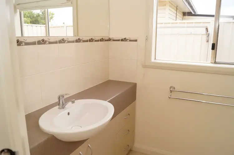 Seventh view of Homely townhouse listing, 4/38 Gilchrist Street, Shepparton VIC 3630