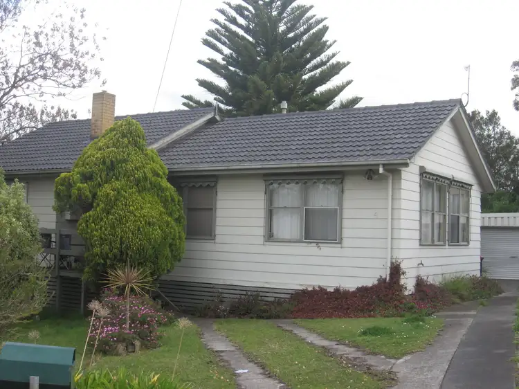 4 Porter Street, Morwell VIC 3840