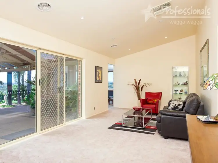 Sixth view of Homely house listing, 70 Simkin Crescent, Wagga Wagga NSW 2650