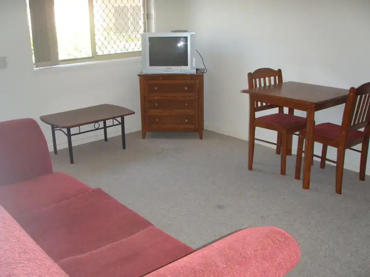 Sixth view of Homely unit listing, 2/80 Queen Elizabeth Drive, Armidale NSW 2350