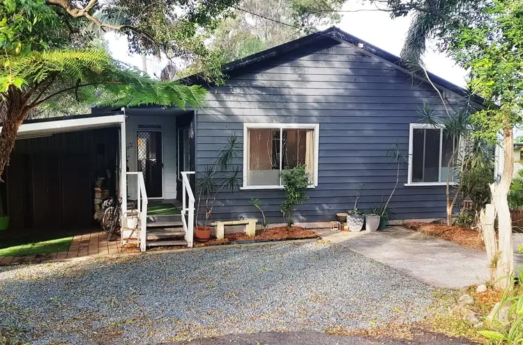 112 Seabreeze Parade, Green Point NSW 2428