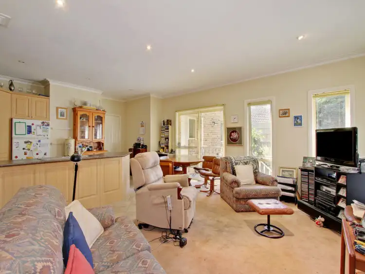 Fourth view of Homely house listing, 2/92 Brice Avenue, Mooroolbark VIC 3138