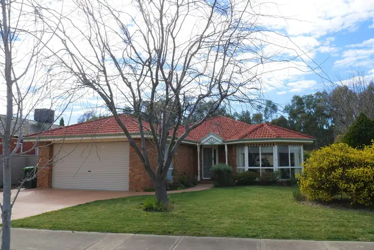 76 Gordon Drive, Kialla VIC 3631