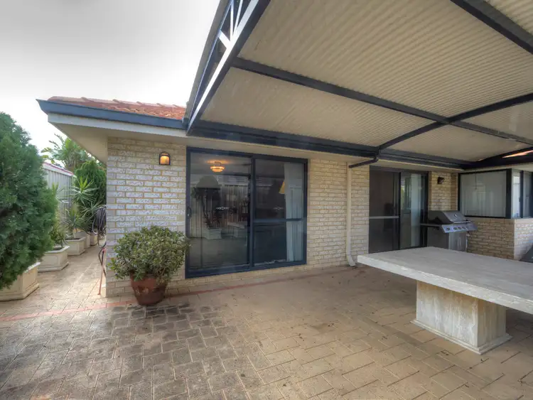 Seventh view of Homely house listing, 2 Carbine Drive, Wattle Grove WA 6107