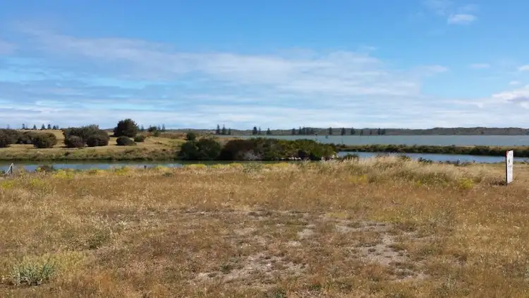 19 Arcadia Avenue, Hindmarsh Island SA 5214