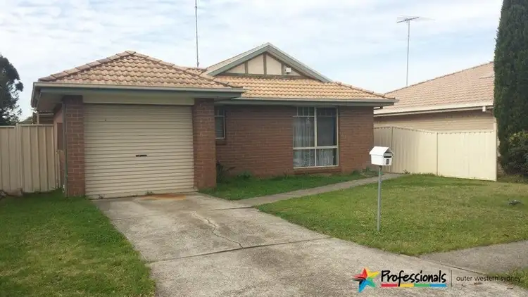 7 Millard Crescent, Plumpton NSW 2761