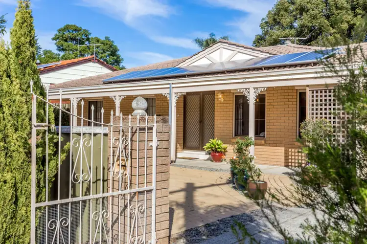 3 Agati Place, Forrestfield WA 6058