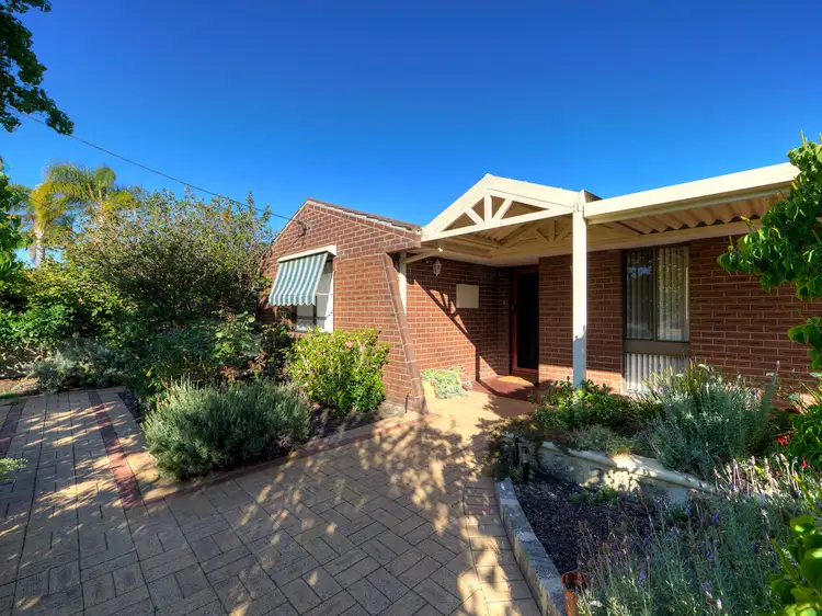 33 Hicks Street, Forrestfield WA 6058