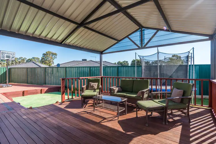 28 Camellia Loop, Forrestfield WA 6058