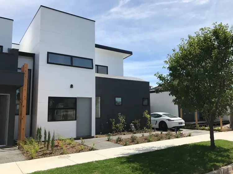 2a Ballard Street, Yarraville VIC 3013