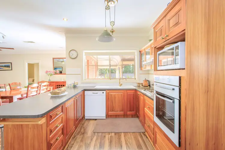 Fifth view of Homely house listing, 10 Billy Hughes Court, Wodonga VIC 3690