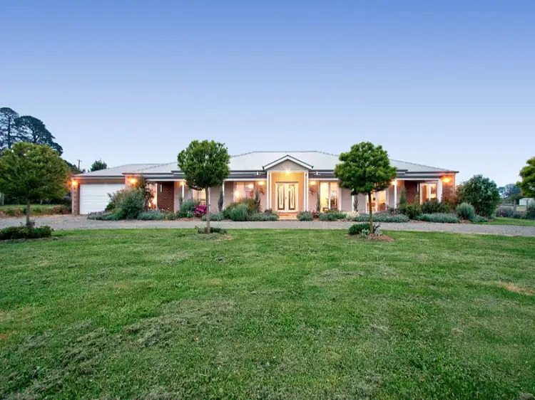 26 Hawkins Drive, Kinglake VIC 3763