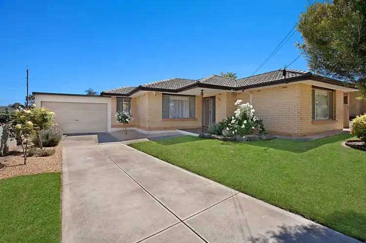 8 Avis Court, Valley View SA 5093