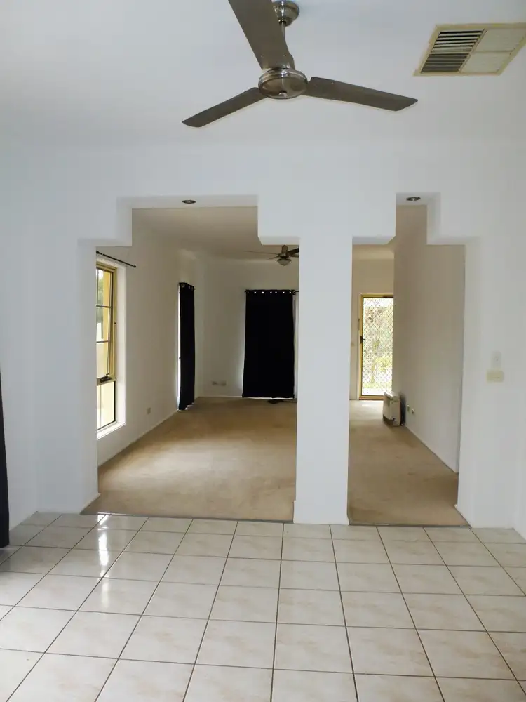 Fifth view of Homely house listing, 304 Walnut Avenue, Mildura VIC 3500