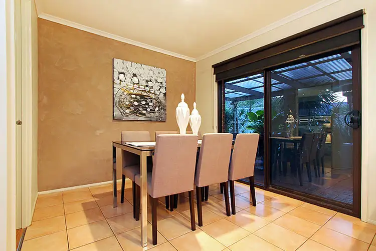 Sixth view of Homely house listing, 10 Twyford Close, Hillside VIC 3037