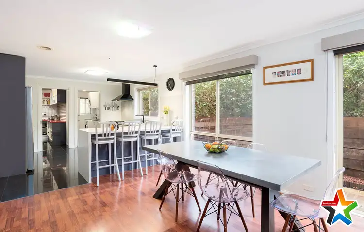 Fourth view of Homely house listing, 4 French Close, Mooroolbark VIC 3138