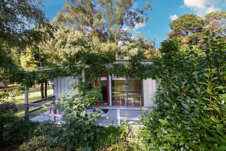 22 Rainbow Trout Avenue, East Warburton VIC 3799