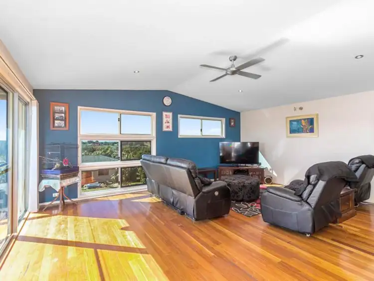 Second view of Homely house listing, 2/2 Cummings Crescent, Cumbalum NSW 2478