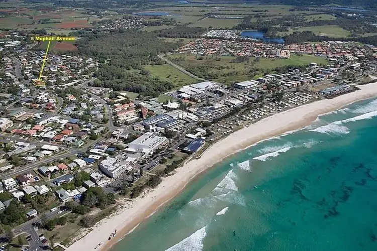 Second view of Homely house listing, 5 McPhail Avenue, Kingscliff NSW 2487