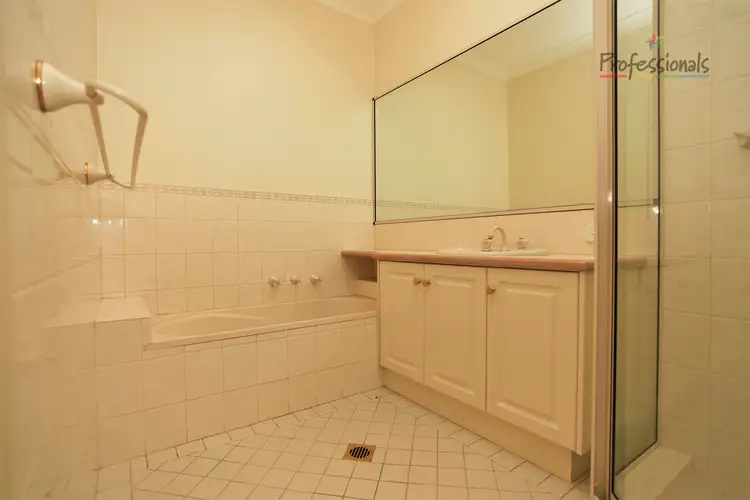 Fourth view of Homely house listing, 40 Southernview Drive, Albury NSW 2640