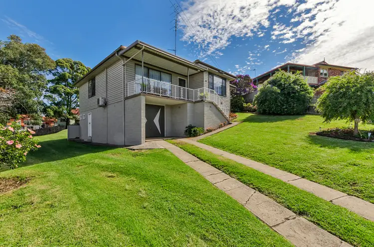 64 Ranchby Avenue, Lake Heights NSW 2502